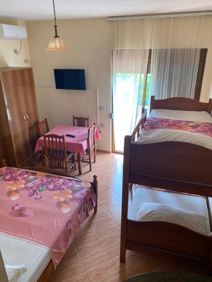 Pararse ApartmentsVlorë エクステリア 写真